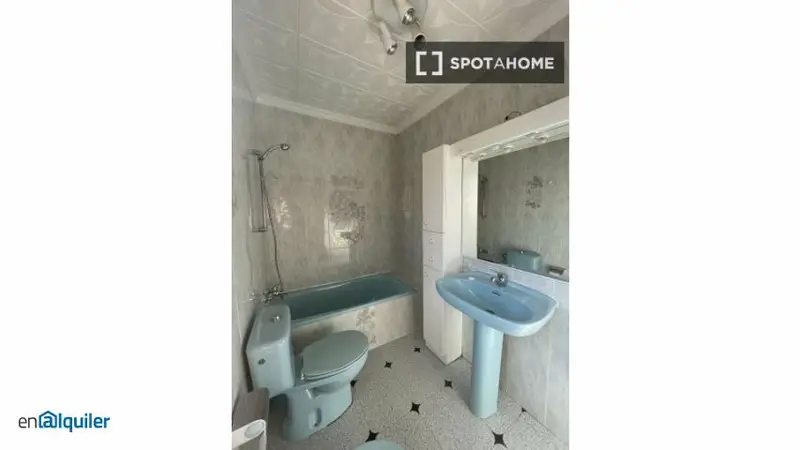 Apartamento 3 Dormitorios Granada Gastos Incluidos