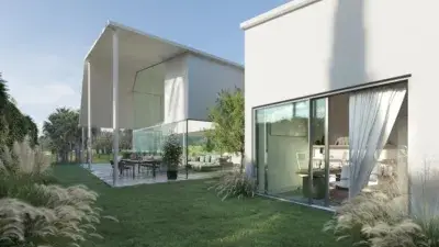 Chalet en Venta en Urbanizacion Exclusiva con Zonas Verdes
