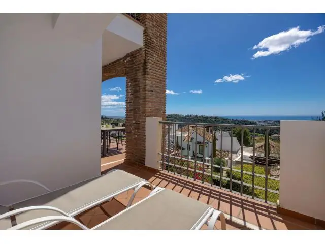 Apartamento en Venta Costa del Sol Benahavís Vistas al Mar y Montaña