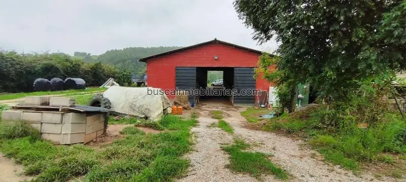 Nave Ganadera 200m² Torrelavega - Terreno Rústico 5885m²