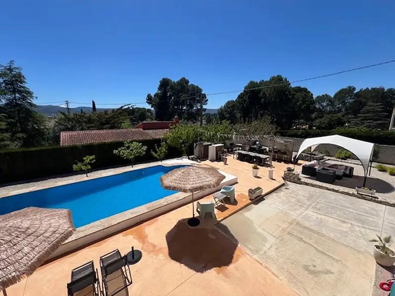 Chalet con B&B en Valencia: Casa Mil Sueños
