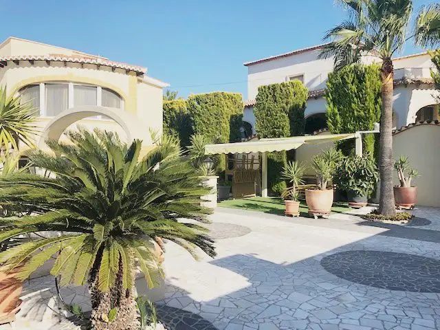 Venta Chalet con terraza en San Juan Denia