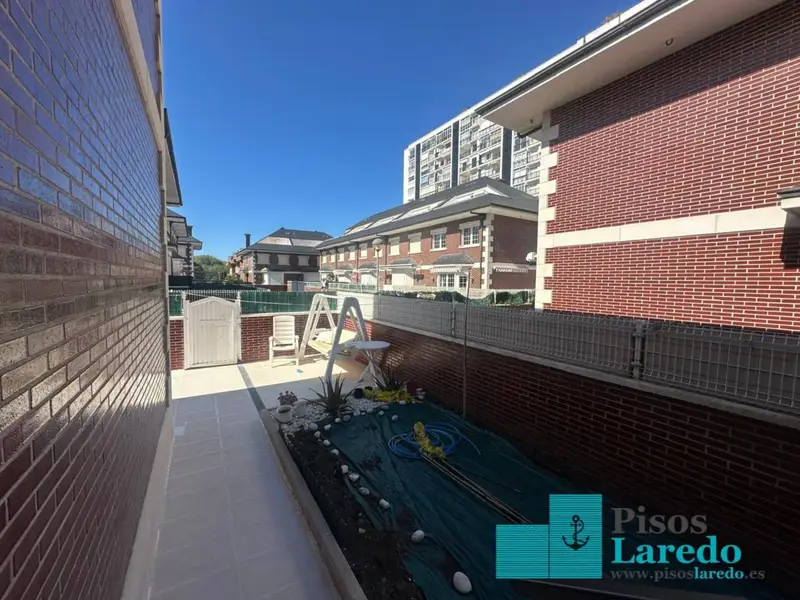 Venta Chalet Amueblado Laredo 3 Dormitorios Piscina