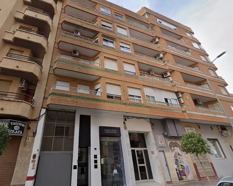 Garaje en Venta en Gandia Calle Benicacena