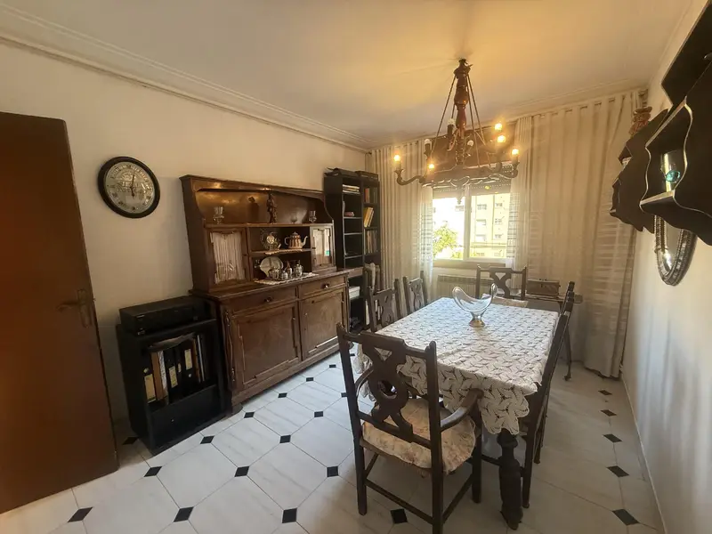 Apartamento en venta en Hospitalet Centre 4 habitaciones 85m2