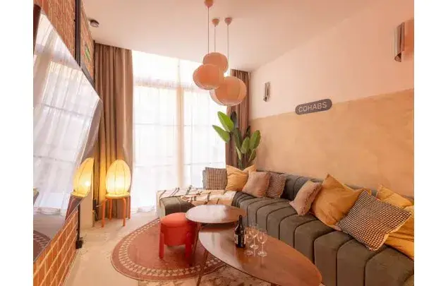 Apartamento Compartido 15 habitaciones en Almenara Madrid
