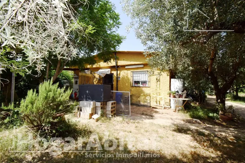 Chalet en Venta Cheste para Reformar con Terreno