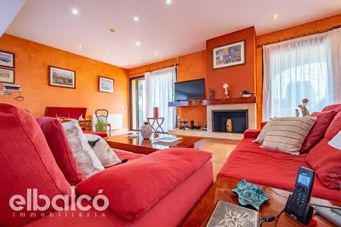 Casa Villa 5 Dormitorios El Vendrell