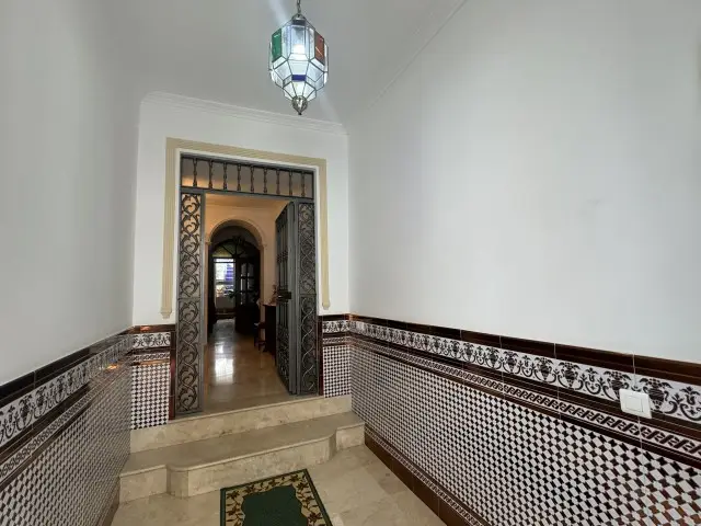 Casa Villa 5 Dormitorios Olvera Espa	
	
	
a