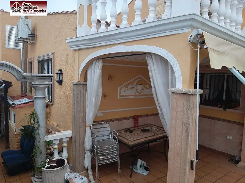 Chalet en Venta La Nucia 6 Dormitorios Piscina Jacuzzi