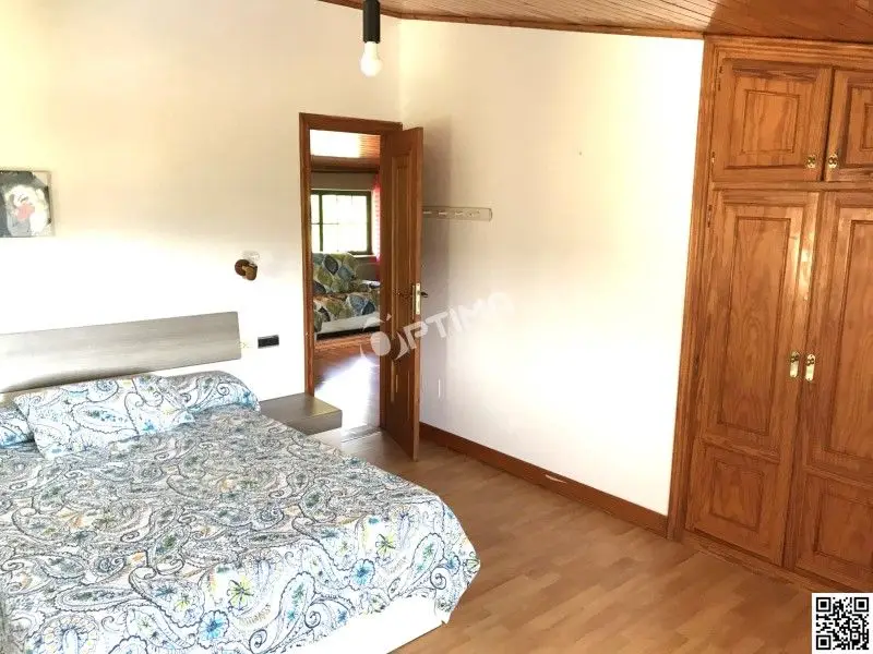 Casa con calefacción en Bugalleira 6 dormitorios y piscina