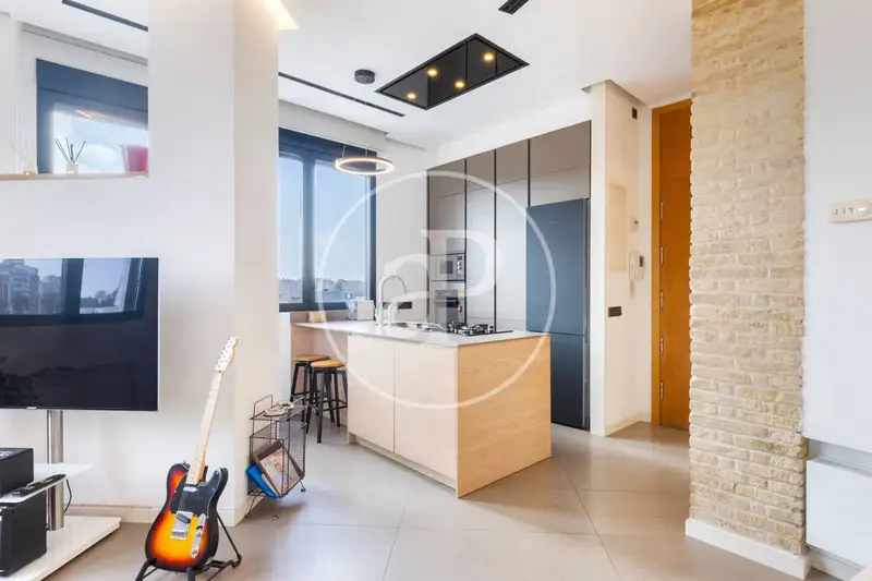 Apartamento Diseño Valencia: Cocina Integrada y 2 Baños
