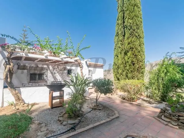Finca 6 Dormitorios Malaga Venta
