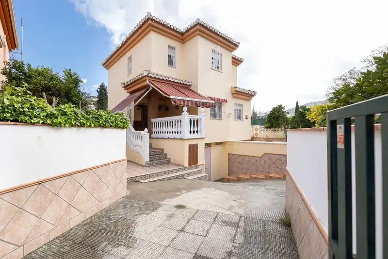 Chalet en Venta en Cenes de la Vega Granada