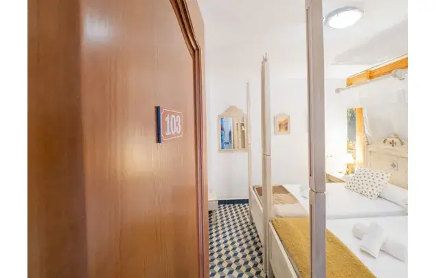 Hostal en Tolox para parejas: Habitaci
ón doble con desayuno incluido
