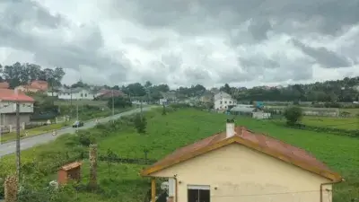 Chalet en Venta en Cambre Cerca Aeropuerto
