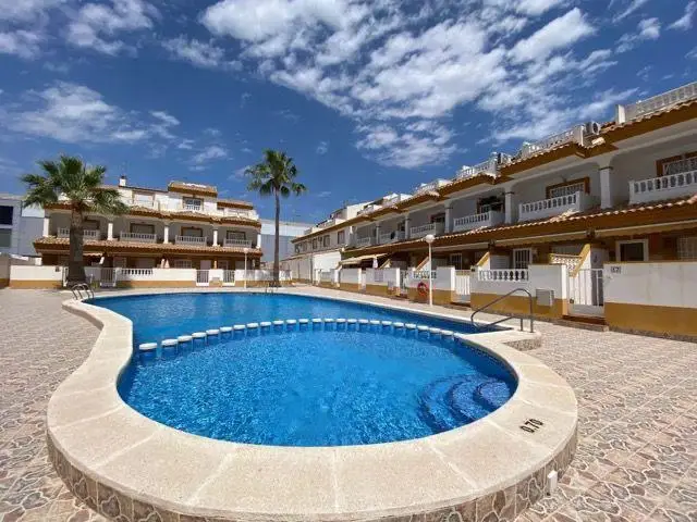 Venta de Triplex de 3 Dormitorios con Piscina