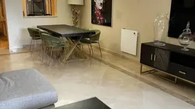 Piso en Alquiler Los Arqueros Benahavís 3 Dormitorios 2 Baños