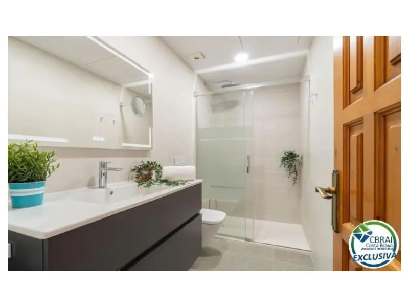 Apartamento con Vistas en Port MoXó Empuriabrava