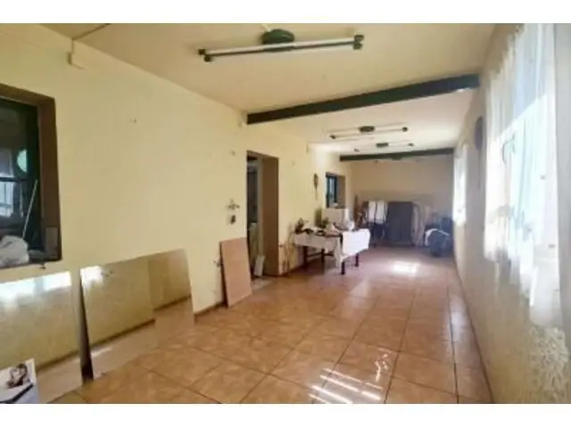 Gran Local Comercial en Venta Vega de Sariego