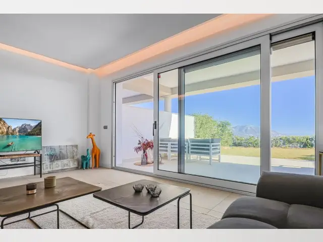 Apartamento 2 Dormitorios Cala del La Mijas