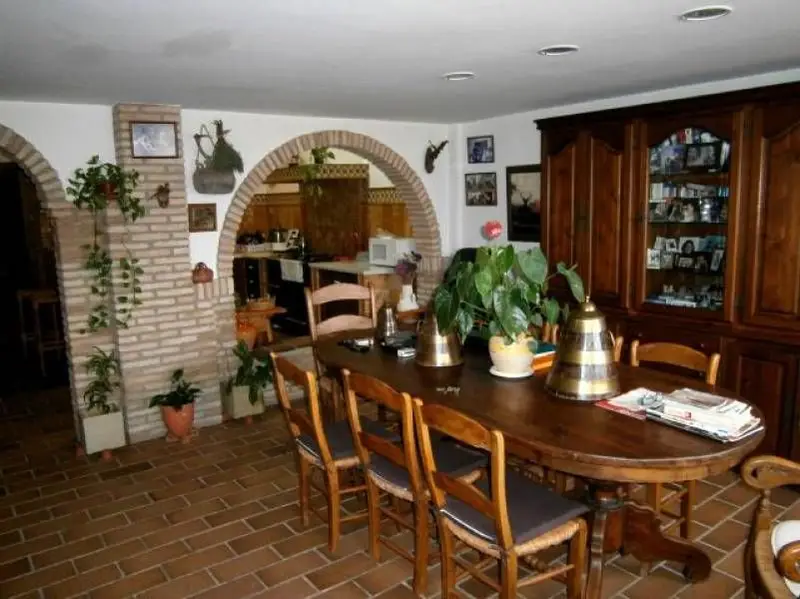 Chalet con Piscina en Calasancio Brillante Cordoba