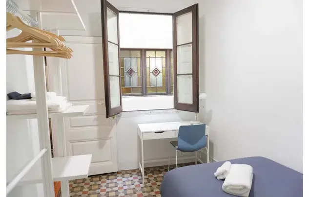 Habitacion 211m2 Barcelona Alquiler Minimo 4 Noches