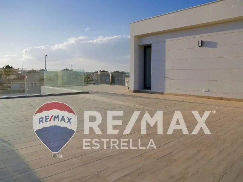 Villa en Venta Orihuela Costa 3 Dormitorios Campoamor Nueva