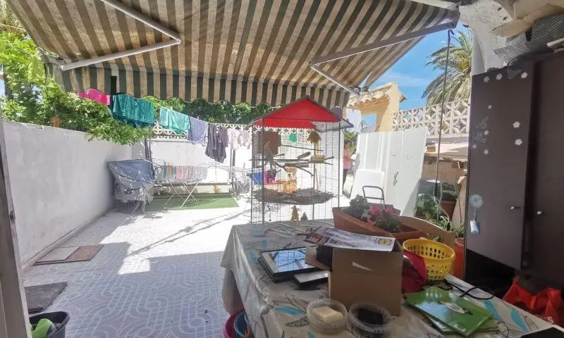 Chalet en Esquina con Vistas al Mar en Torrevieja