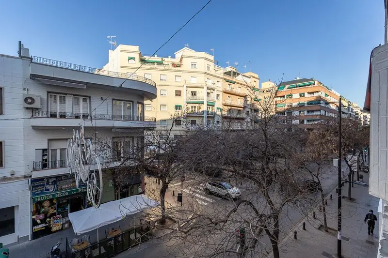 Venta Piso con Terraza en Alhamar Centro Granada