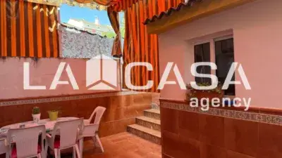 Chalet adosado en venta en Montequinto