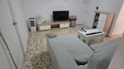 Piso en venta Zona Universidad: 4 dormitorios, ideal familias e inversores