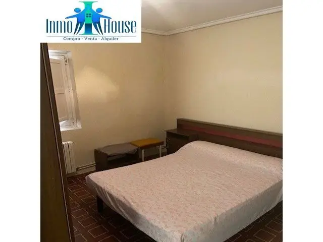 Chalet Unifamiliar para Reformar en Albacete