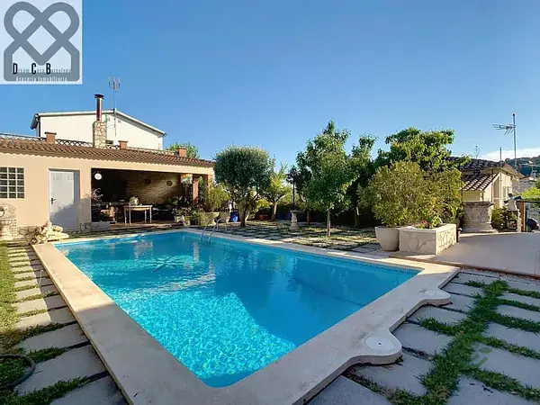 Casa con Jardin y Piscina en Piera Barcelona