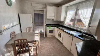 Piso en Venta Trobajo del Camino 100m2 3 Dormitorios 2 Baos