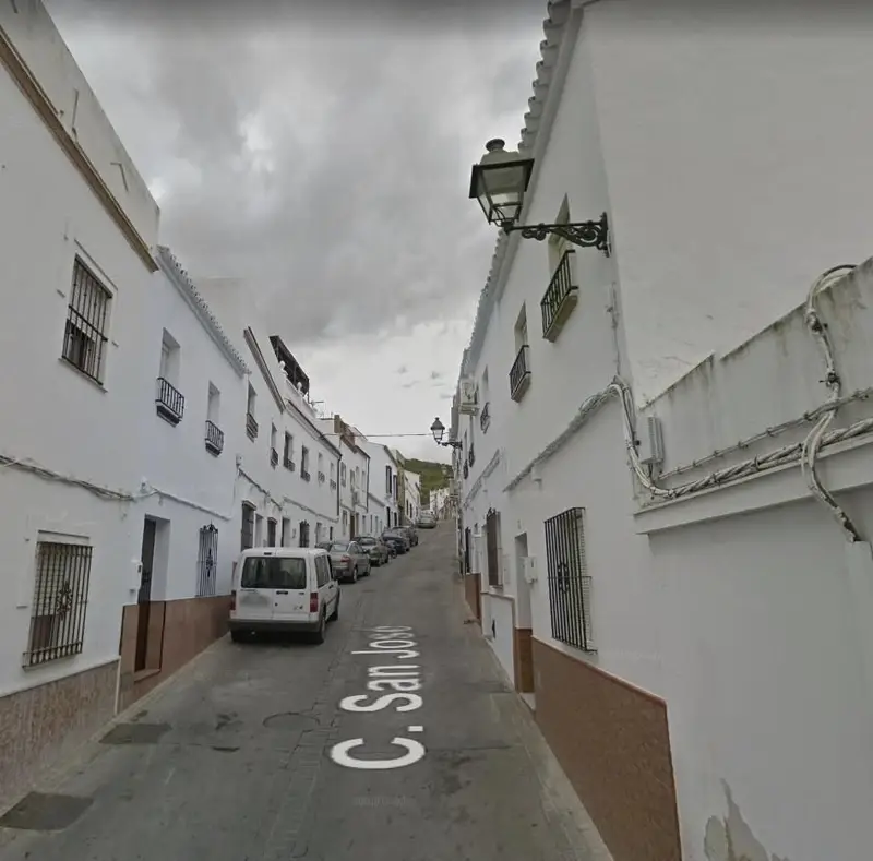 Venta Casa Montellano Ref 00376 Inmueble Alquilado