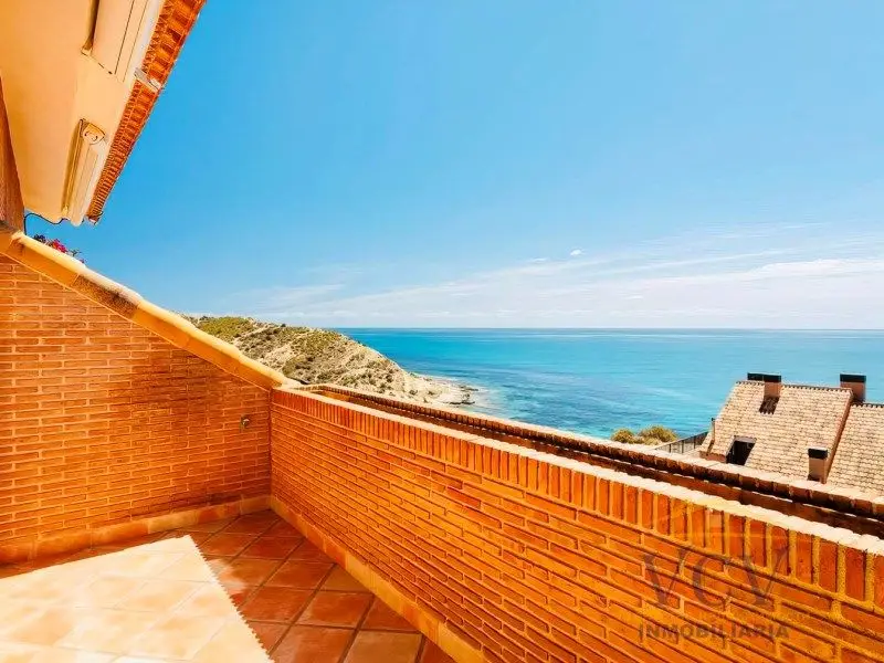 Chalet Adosado de Lujo en Cabo de las Huertas Alicante