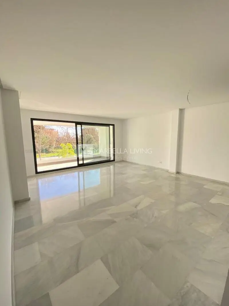 3 Cuarto Apartamento para alquiler a largo plazo
Marbella, Málaga