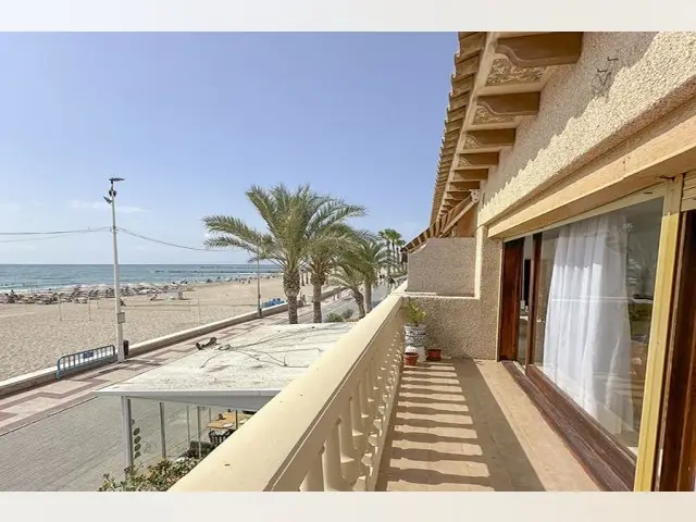 Apartamento 4 Dormitorios Primera Linea El Campello