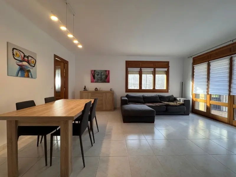 Venta Casa con terraza en Ullà