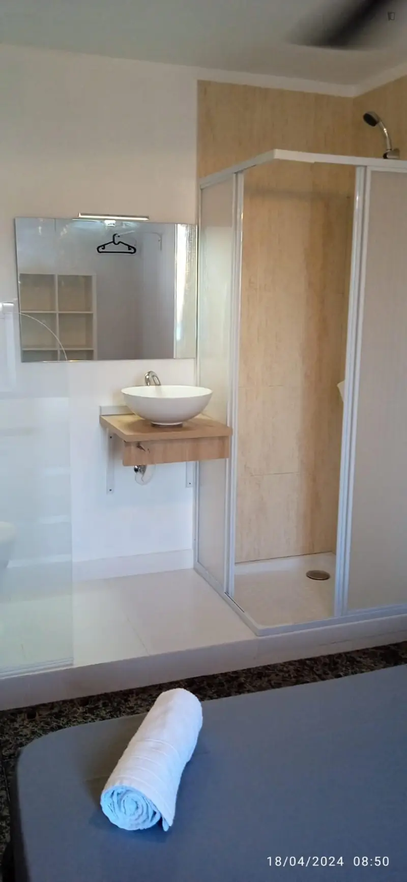 Habitacion Doble con Baño Privado Cerca UPV UV Playas