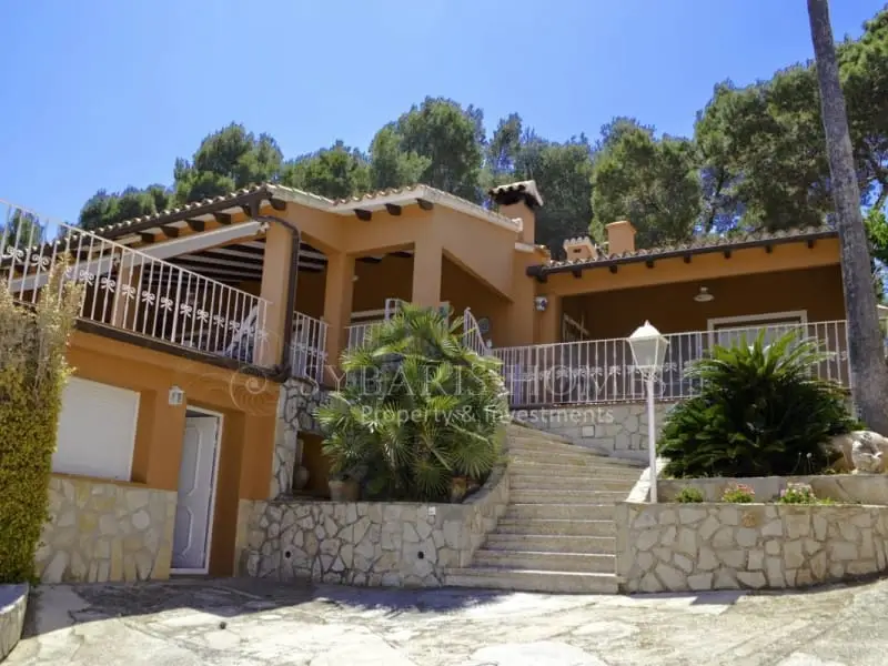Chalet en Venta Las Rotas Denia con Vistas al Mar y Piscina Privada