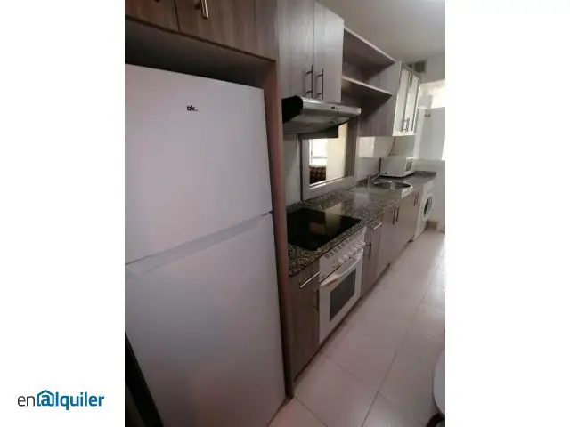 Alquiler piso amueblado trastero Oeste