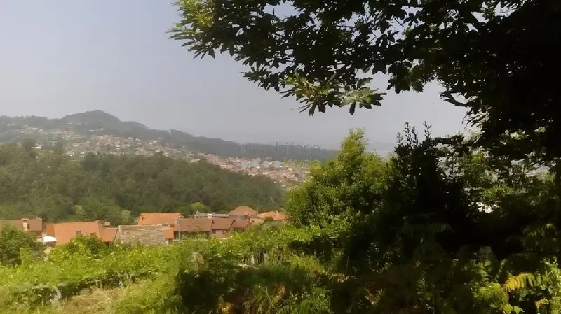Casa con Jardin en Mos Torron para Restaurar