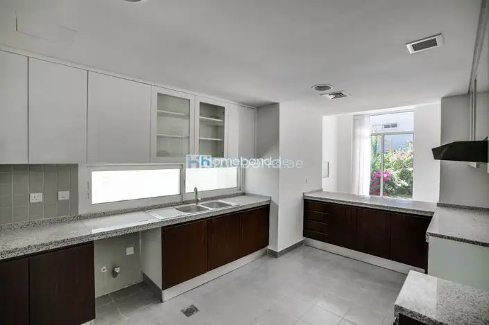 Casa Adosada 3 Dormitorios en Venta Mudon Aarabella 1