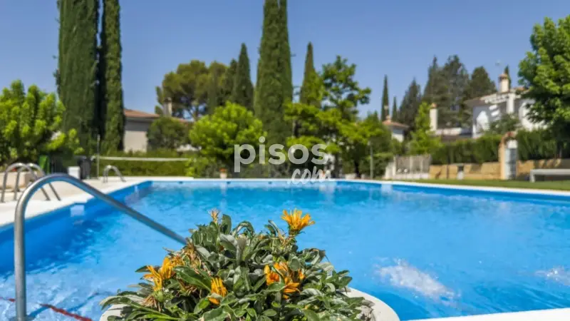 Chalet en venta en Cubillas: Ideal para familias