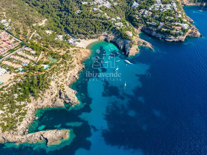 Villa de Lujo en Porroig Ibiza 500m2 con Vistas al Mar