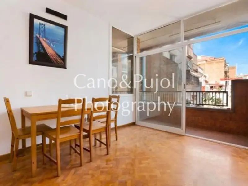 venta Piso en La Vila de Gracia, Barcelona (48426193243.109300)- Globaliza