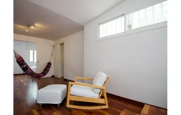 Estudio 40m² Raval Barcelona Amueblado Aire Acondicionado Balcón