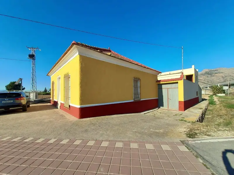 Casa Rural 4 Dormitorios Orihuela Espa	
	
	
a